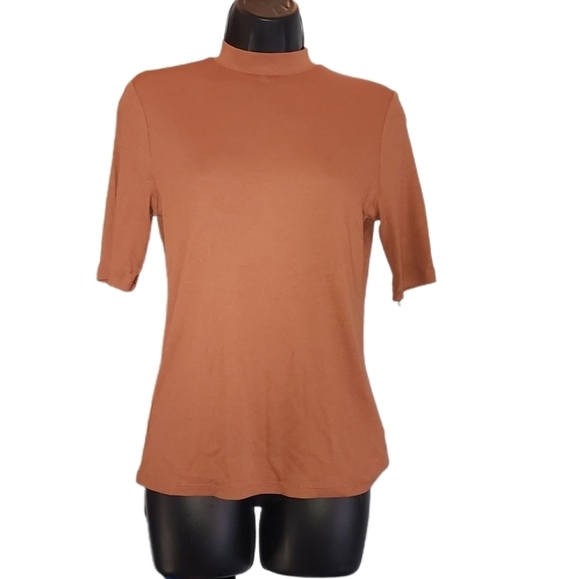 NWT Women's top - Picture 1 of 4